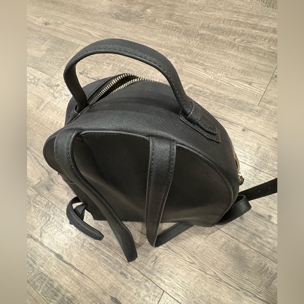 Tory Burch Emerson Black Leather Backpack - Picture 8 of 11